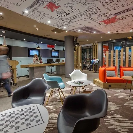 Отель Ibis Timone